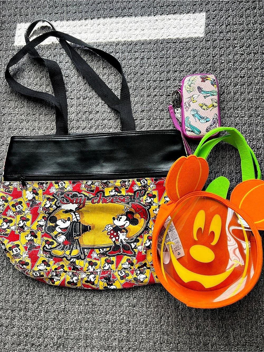 Disney bundle. Mickey mousse Halloween